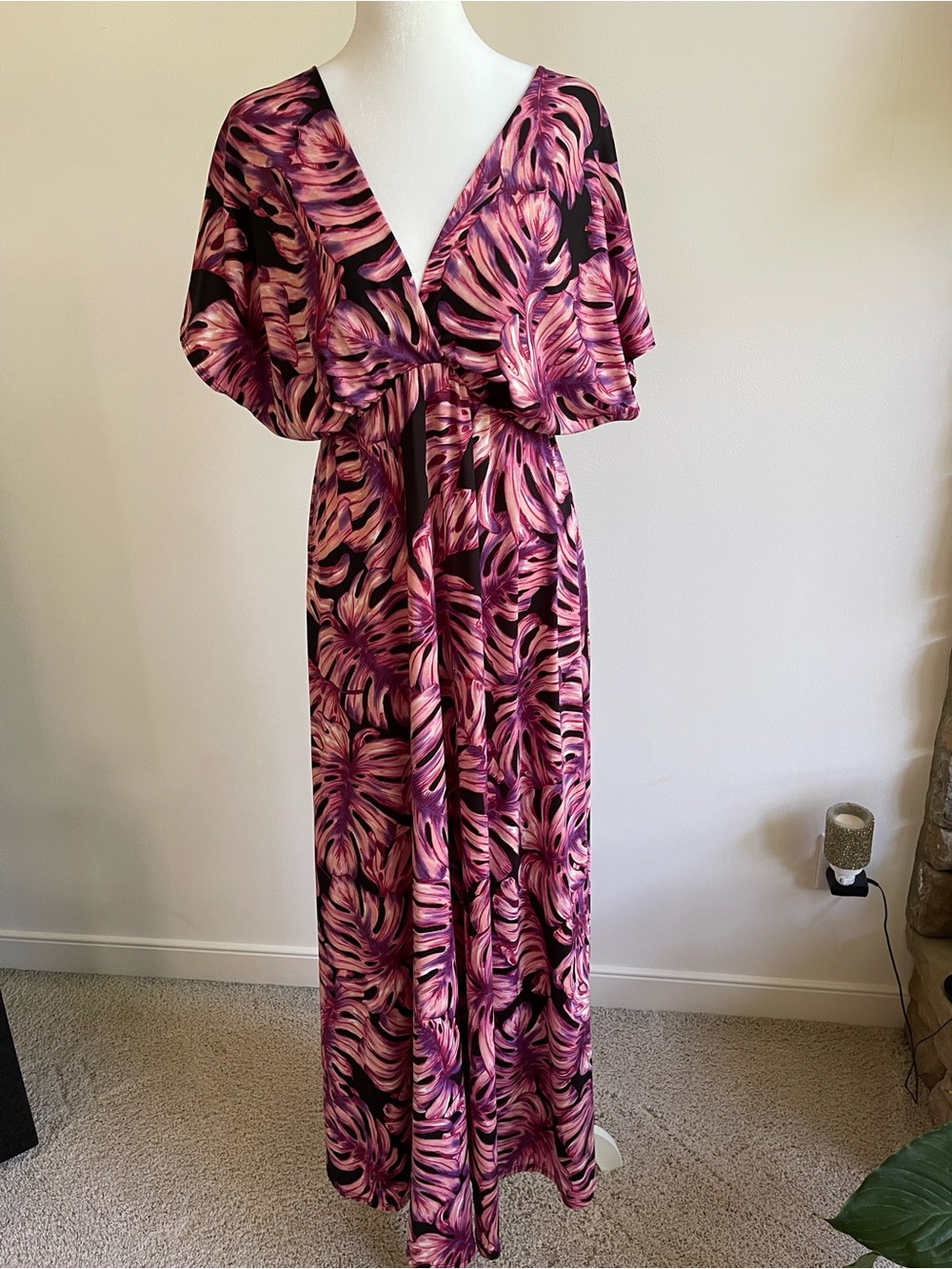 NWOT 24seven Comfort Apparel flutter sleeve maxi dress